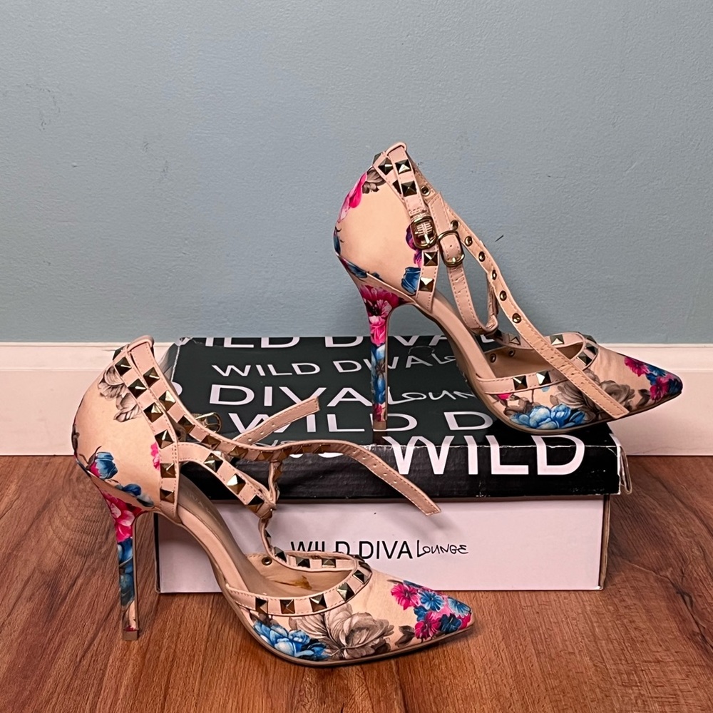 Floral heels